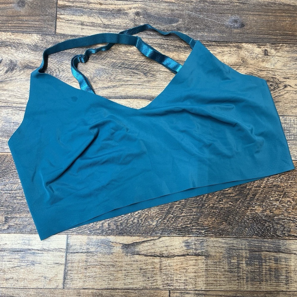 True and Co True Body Triangle Convertible Strap Bralette Womens Large Seamless